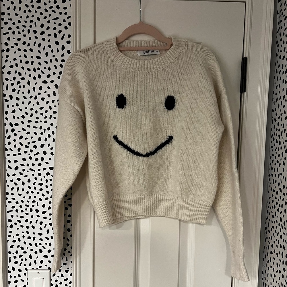 Graffiti Boutique smile sweater